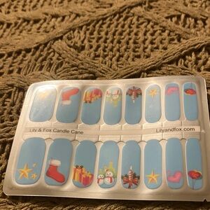 Lily & Fox 🦊 nail wraps
